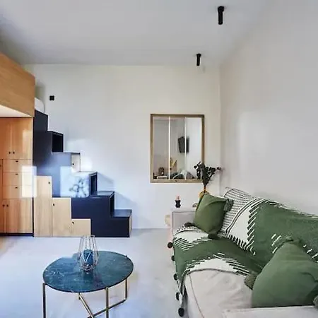Loft Lumineux Avec Mezzanine 11 - 4p - Flat-guest アパート *
